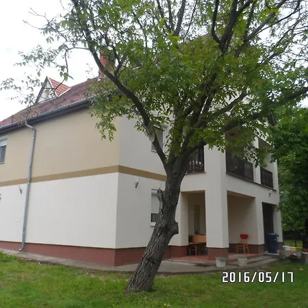 Apartmán Tibi&rozi Gyenesdiás